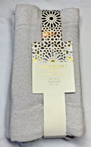CYNTHIA ROWLEY NEW YORK 6 NAPKINS SILVER 19 X 19 COTTON LUREX NIP - Picture 1 of 2