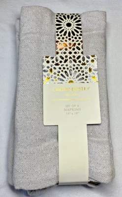 CYNTHIA ROWLEY NEW YORK 6 NAPKINS SILVER 19 X 19 COTTON LUREX NIP - Image 1 of 2