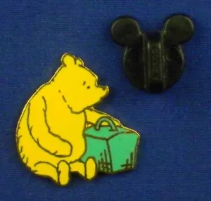Classic Pooh with Suitcase Three Cheers for Pooh Michel & Co Pin # 7096 - Picture 1 of 5