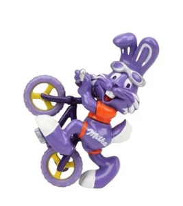 Figurine Rabbit Milka Kraft Food 2002 Plastic Toys 3 1/2'' rabbit on bike - Picture 1 of 9