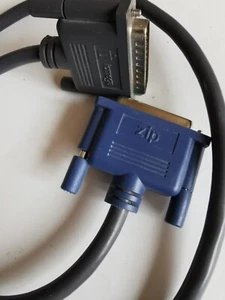 Iomega Zip External Drive Parallel Port Cable, 25-pin male and female length 32" - Picture 1 of 6