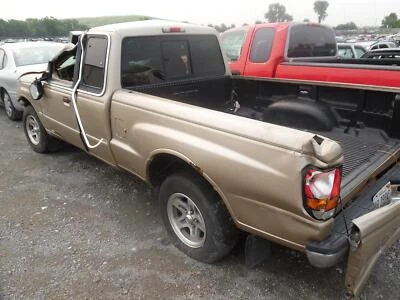 Puerta trasera izquierda vidrio usado se adapta a: Mazda B-3000 Super Cab 1999 4 puertas privacidad ti Foto 1 de 4