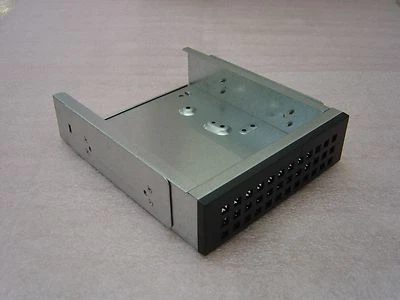 Supermicro MCP-220-00009-01 CSE-PT36 3.5 to 5.25" HARD DRIVE DUMMY TRAY W/ RAILS - Image 1 of 4