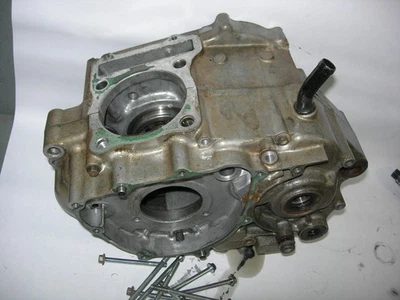 96-04 CAJA CÁRTER MOTOR HONDA XR250R XR250 XR 250 MITAD DERECHA E IZQUIERDA Foto 1 de 4