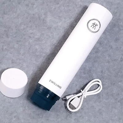 ZWILLING Fresh & Save Vacuum Pump with Charging Cap & CORD SEE VIDEO - Image 1 of 3