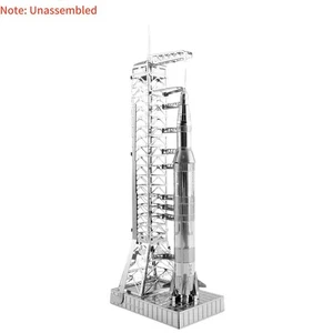 New 15cm X 5cm 1:770 Metal USA Apollo 11 Saturn V w/ Gantry Unassembled Model - Picture 1 of 16