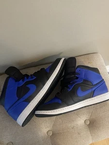 Air Jordan 1 Mid Hyper Royal 554724-077 Size 10 - Picture 1 of 13