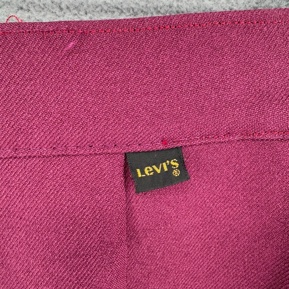 Calça Levis Gabardine Feminina Vintage Anos 80 Pequena? Trabalho de carreira retrô - Imagem 1 de 4