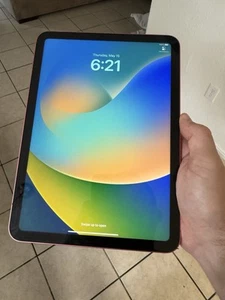 iPad 10th Generation - Picture 1 of 6
