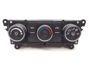 2009-2012 Chevrolet Traverse OEM Manual Climate Control A/C Defrost 3 Knob - Picture 1 of 5