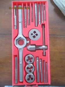 Gewindebohrer und Schneideisen 19 Stück SAE Popular Mechanics Gewindeschneidset - Bild 1 von 2