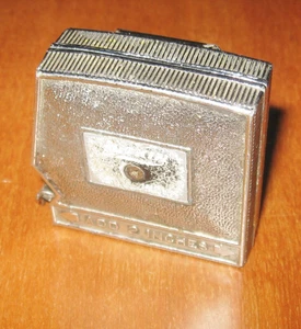 Cinta métrica de metal vintage Lufkin revestida de blanco de 12 pies con clip para cinturón hecha en EE. UU. - Imagen 1 de 10