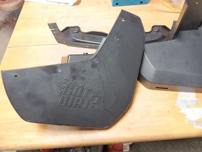 84944108 -84944109 Gm Front Mud Gaurds. "Got Dirt" Check Your Fitment* - Image 1 of 4