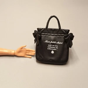 Re-ment Miniature BLACK TOTE BAG 2" Mini Figure Dollhouse Barbie Fashion Toy - Picture 1 of 2
