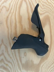 Shimano 105 ST-R7000 Shifter/Brake STI Dual Control Lever, 2-spd Left Hand Blk - Picture 1 of 3