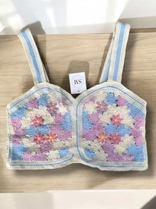 Le Lis Collection Crochet Floral Crop Top Size M/L NWT - Picture 1 of 5