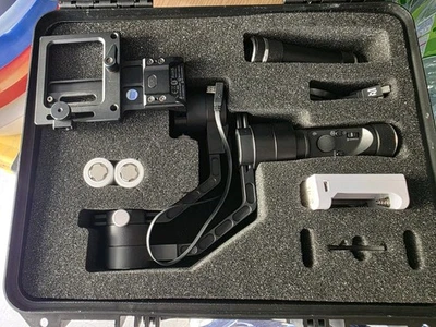 Batteria IMR26650 Zhiyun 4600mAh CON STABILIZZATORE E ACCESSORI - Imagen 1 de 2