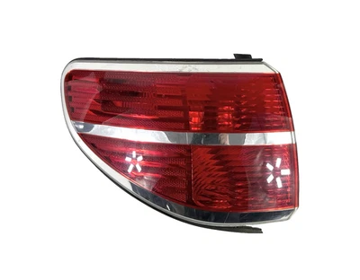 Luz trasera Saturn Outlook 2007-2010 conductor izquierdo lámpara de freno exterior izquierda OEM Foto 1 de 4