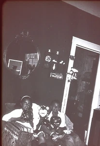 Vintage 35 mm Kodachrome Dia Transparenz Halloween Kinder Kostüme Jack O'Lanterns - Bild 1 von 1