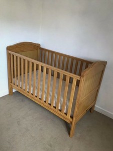 kiddicare chloe cot bed