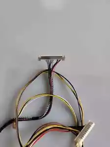 Dynex DX-32L100A13 CAVO LVDS e alcuni connettori interni - Foto 1 di 2