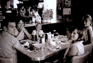 1967, Family Diner Burgers Americana Smoking Indoors Soda Pop B&W Photo Vintage - Picture 1 of 3