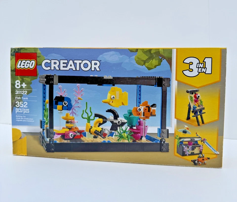 LEGO Creator 31122 Fish Tank 3in1 Set Shark Submarine Pirate NEW SEALED - Image 1 of 4