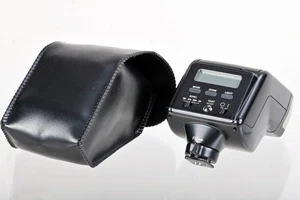 Pentax AF-330 FTZ Shoe Mount Flash for Pentax AF SLR w/ Case.  Tested Good. - Picture 1 of 12