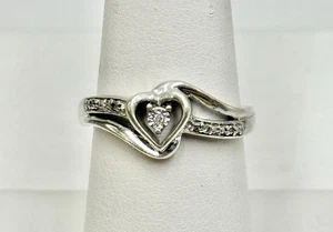 Ring Sterling Silver Heart Design Diamond Chips Sz 6.5 - Picture 1 of 8