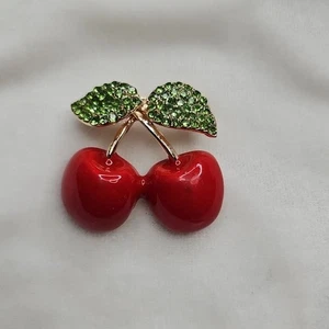 Broche prendedor de cerezas rojas verdes para mujer estrás fruta elegante de moda nuevo sin etiquetas - Imagen 1 de 5