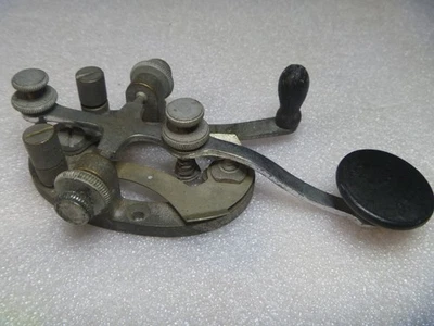 J. H. BUNNELL & CO.  LEGLESS KEY 2 A W. U. TEL.CO Telegraph Key - Image 1 of 4