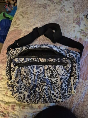 Vera Bradley Stratford Paisley Featherweight Belt Bag Fanny Pack ￼ - Image 1 of 4