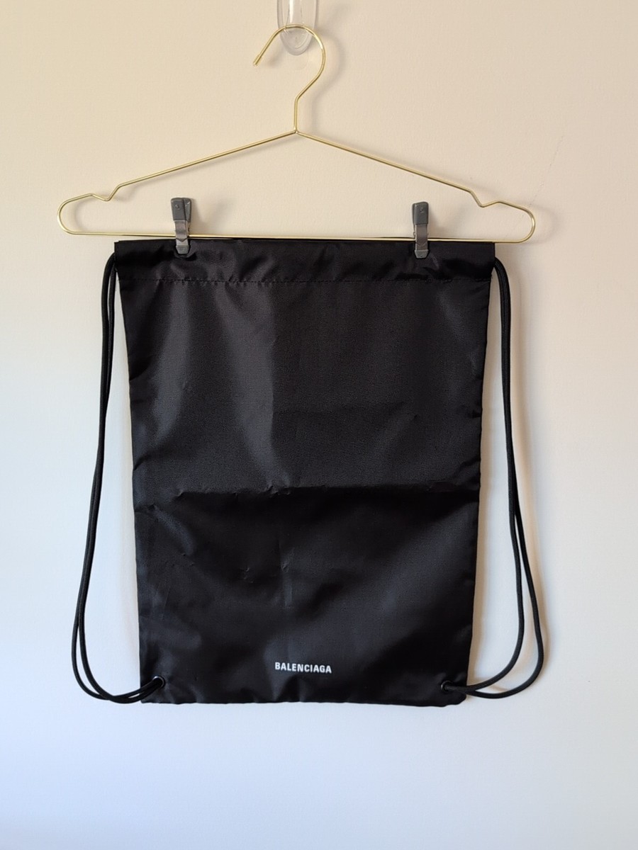 Balenciaga Bucket & Drawstring Bags for Women for sale | eBay Balenciaga Bucket & Drawstring Bags for Women for sale | eBay