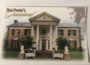 Postal de Elvis Presley Graceland con Elvis mirando sobre Memphis Tennessee - Imagen 1 de 2