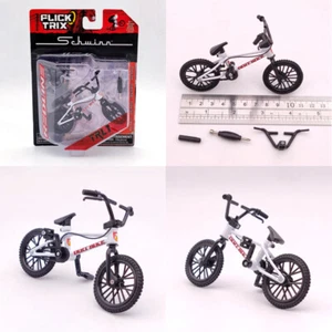 FLICK TRIX Miniatur BMX Finger Fahrrad PREMIUM Spielzeug Bike Diecast S&M DIRT weiß - Bild 1 von 6