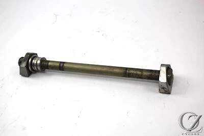 Eixo traseiro 2011 11 BMW F800R F800 R - Imagem 1 de 4