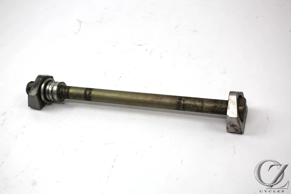 11 BMW F800R F800 R 2011 eje trasero Foto 1 de 4