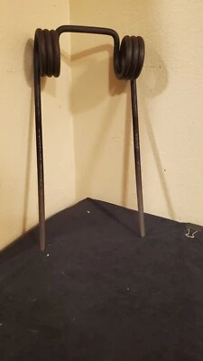 Cultivador de granja de tacto rústico de colección bobina de resorte de metal doble (hogar o jardín) Foto 1 de 4