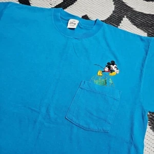 Disney Store Vintage Mickey Mouse Embroidered World Pocket Shirt Single Stitch - Picture 1 of 7