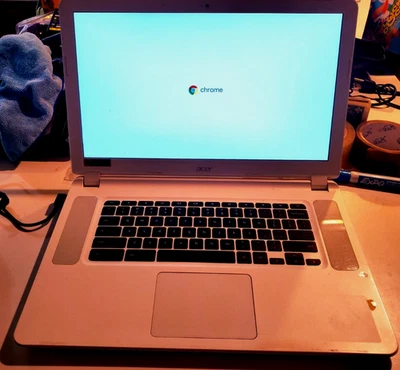 ACER CHROMEBOOK, 15", POWERS UP, PASSWORD LOCKED, NO POWER SUPPLY - Image 1 of 4