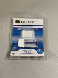 Neu Sony 1GB Memory Stick PRO Duo mit Memory Stick Duo Adapter (MSX-M1GST/X) - Bild 1 von 2