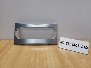 (AS) MERCEDES BENZ W204 CLASSE C CRUSCOTTO CLIMATIZZATORE ASSETTO SURROUND A2046800490 - Foto 1 di 4