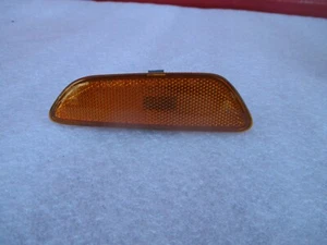 Saturn Vue Hybrid 08 09 Front Side Marker Light Lamp Right Passenger Side oem - Picture 1 of 7