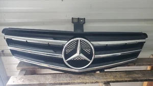 08 09 10 11 12 13 14 Mercedes-Benz MERCEDES C-CLASS GRILL BLACK/CHROME - Bild 1 von 11