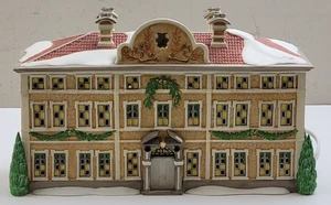 Dept. 56 Alpine Christmas Village Sound of Music "Von Trapp Villa" - HOUSE ONLY! - Picture 1 of 9