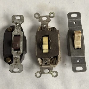 3 INTERRUPTOR DE PALANCA DE PARED DE CLIC FUERTE DE COLECCIÓN HECHO EN EE. UU. GE BRYANT SNAP-IT POLO ÚNICO - Imagen 1 de 10