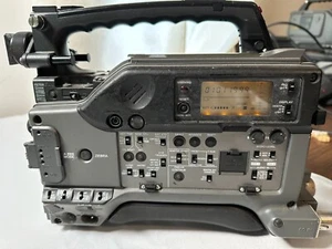 Sony DSR-390 Professional DVCAM - Picture 1 of 6