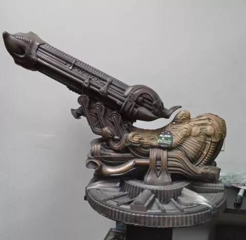 NECA ALIEN Foam Prop Replica SPACE JOCKEY REPLICA NWT Cover