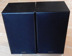 Pair of Magnavox MX891SSS Stereo Black Bookshelf Speakers - Picture 1 of 6