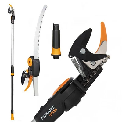 Svettatoio telescopico Fiskars UPX86 con seghetto in omaggio - Immagine 1 di 2